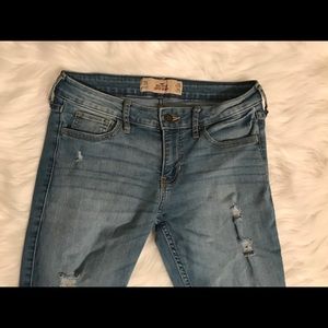 Hollister Jeans! size 3 - worn twice